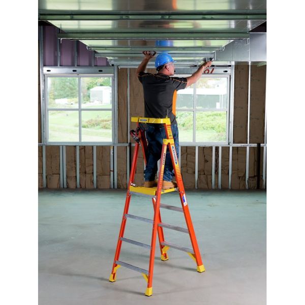 13 ft Fiberglass Podium Stepladder