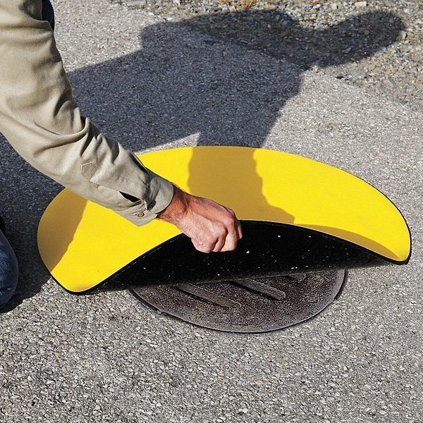 DrainBlocker Drain Cover, 20 In