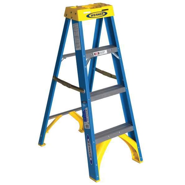 4 ft Fiberglass Stepladder