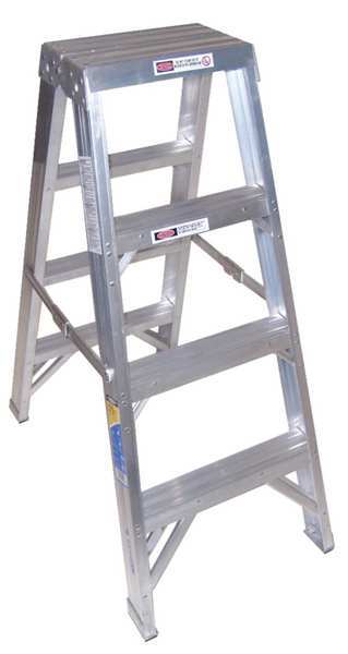4 ft Aluminum Stepladder