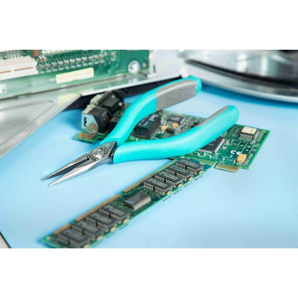 5 3/4 in Needle Nose Plier Ergonomic Handle