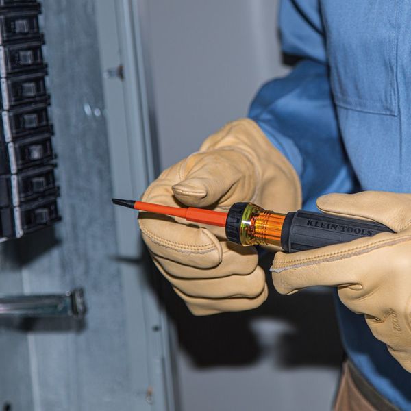 Flip-Blade Insulated Screwdriver, 2-in1, Ph Bit #1, Sl Bit 3/16-Inch