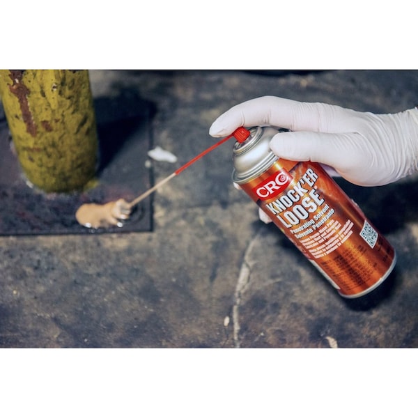 Penetrating Solvent, Knock'er Loose, 32 to 300 Degrees F, 13 oz Aerosol Can, Red