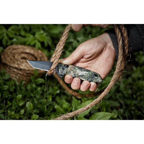 FASTBACK Camo Spring Assisted Folding Knife
