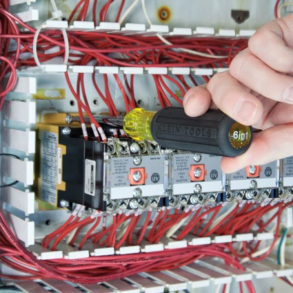 Multi-Bit Screwdriver, 1/4 in, 5/16 in Drive Size, Phillips, Slotted Style, 4-Piece