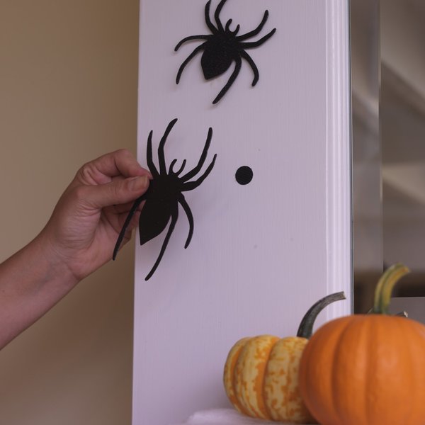 Reclosable Fastener, Disc, Rubber Adhesive, 5/8 in, Black, 15 PK