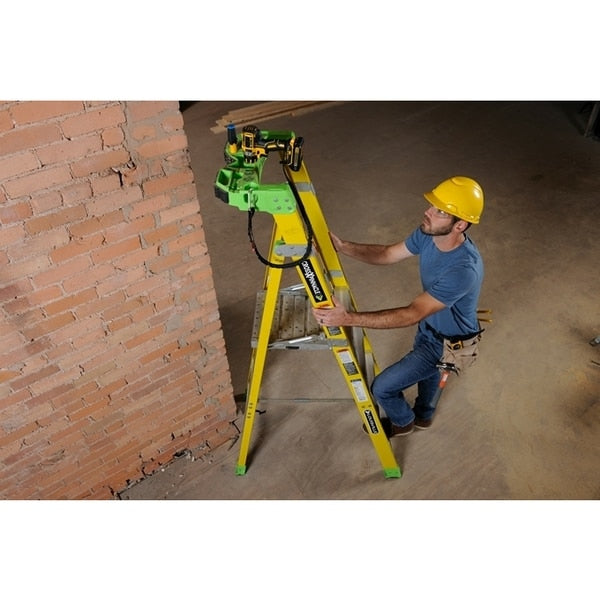 6 ft 2 in Fiberglass Platform Stepladder