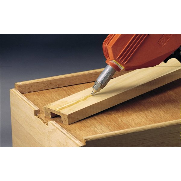 Hot Melt Adhesive, Amber, 5/8 in Diameter, 25 sec Begins to Harden