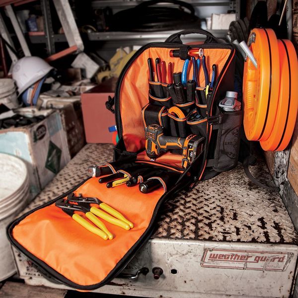 Tradesman Proâ¢ Tool Station Tool Bag Backpack with Work Light