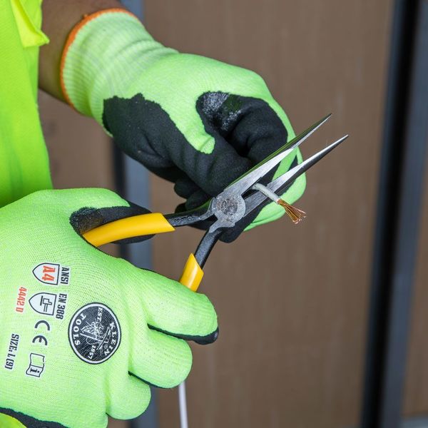 7 3/16 in D203 Needle Nose Plier, Side Cutter Plastic Dipped Handle