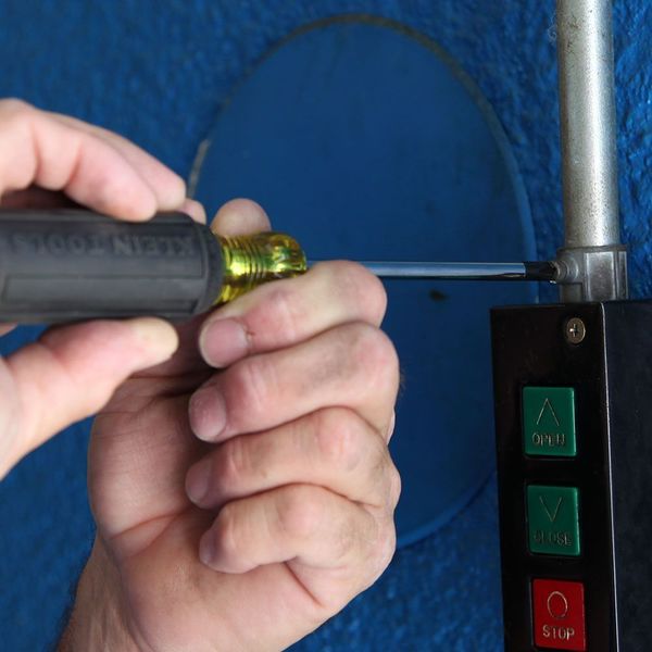 #1 Combo-Tip Driver, 4-Inch Fixed Blade