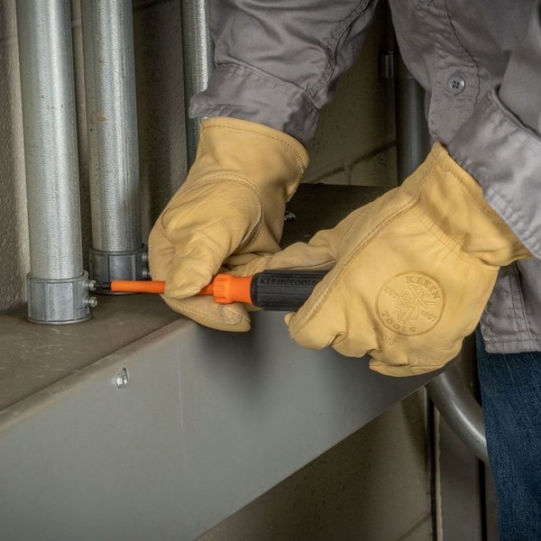 Insulated Screwdriver, #1 Square Tip, 6-Inch Shank