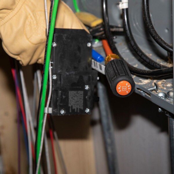 Slim-Tip 1000V Insulated Screwdriver, #2 Square, 6-Inch Round Shank