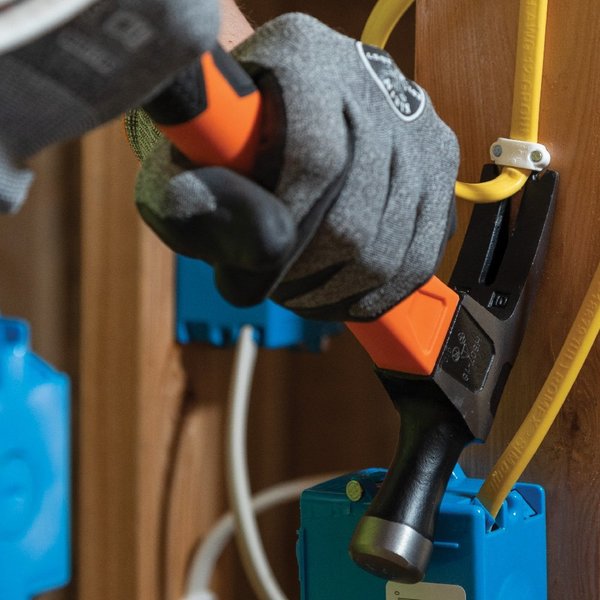 Straight-Claw Hammer, 18-Ounce, 15-Inch