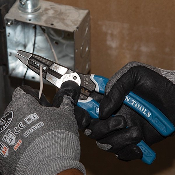 Klein-KurveÂ® Heavy-Duty Wire Stripper / Cutter / Crimper Multi Tool, 8-20 AWG