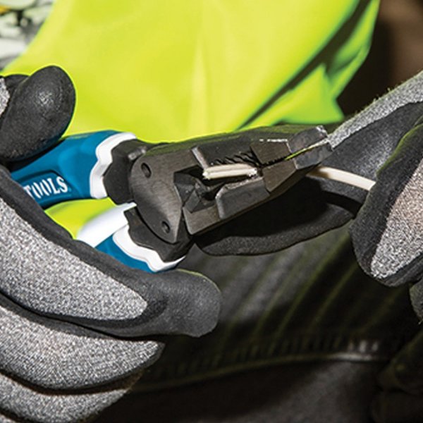 Klein-KurveÂ® Heavy-Duty Wire Stripper / Cutter / Crimper Multi Tool, 8-20 AWG