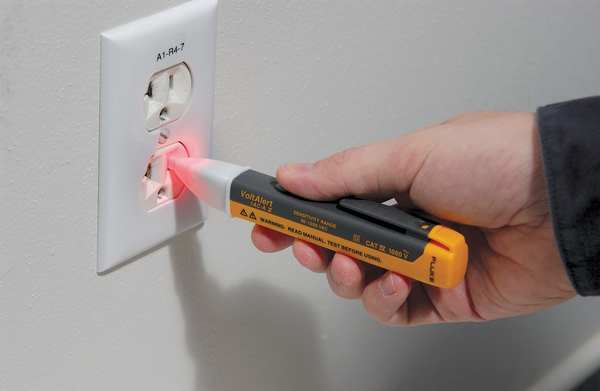 Voltage Detector, 90 to 1000V AC, 5 in Length, Audible, Visual Indication