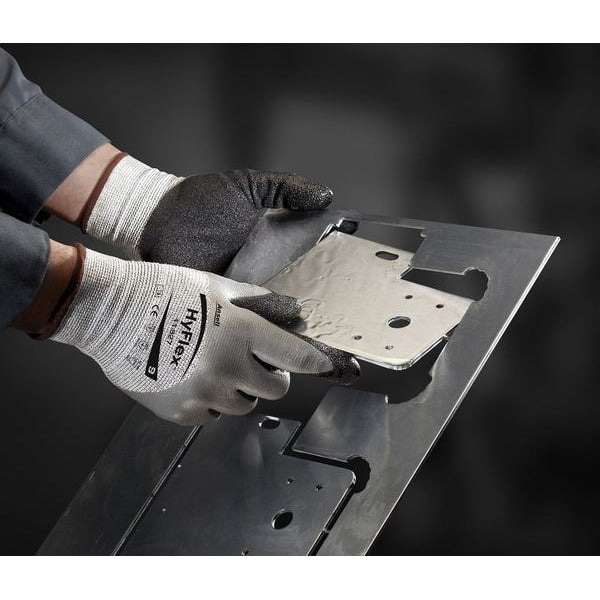 Cut Resistant Coated Gloves, A2 Cut Level, Nitrile, M, 1 PR