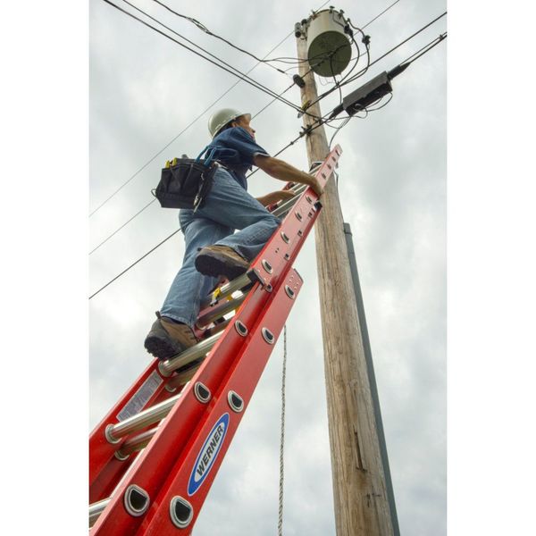 Fiberglass Extension Ladder, 300 lb Load Capacity