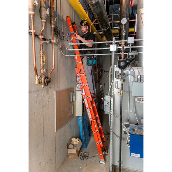 Fiberglass Extension Ladder, 300 lb Load Capacity