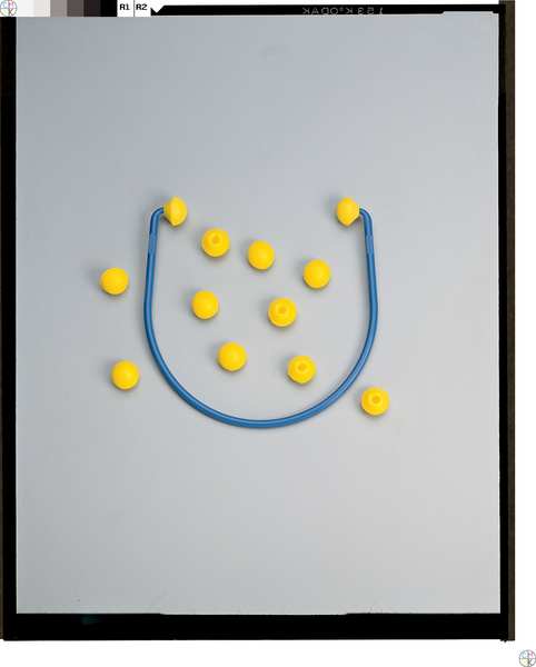 Disposable Banded Ear Plugs, Pod Shape, 17 dB, 1 Pairs, Blue/Yellow