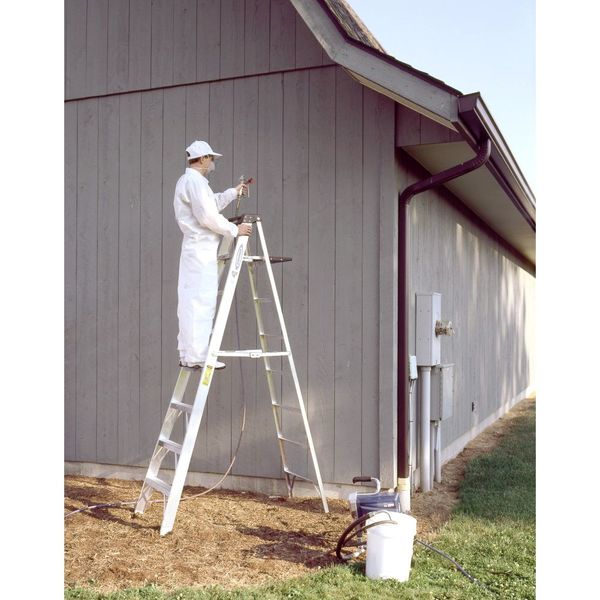 8 ft Aluminum Stepladder