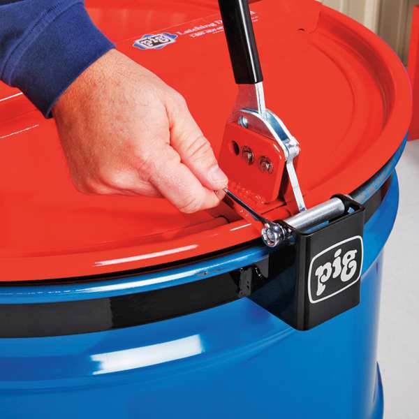 Vapor-Control Latching Drum Lid, Red