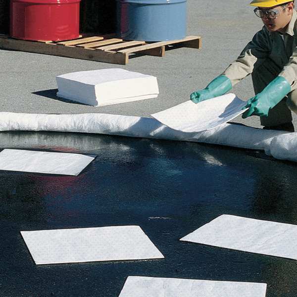 Spill Kit, Oil-Based Liquids, White