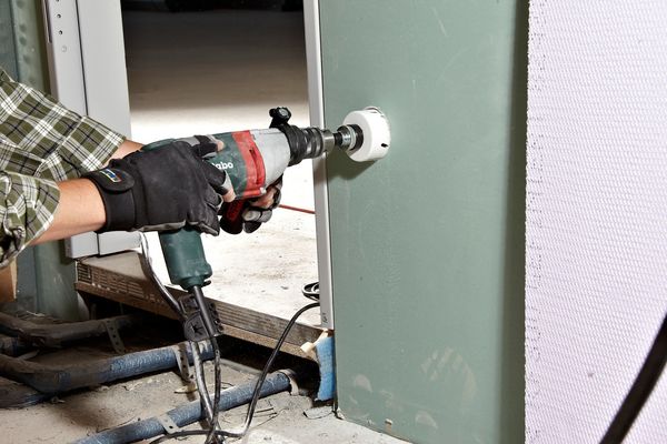 Electric Drill, 1/2 In, 0 to 650 rpm, 6.7A