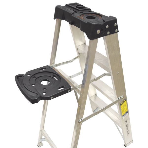 10 ft Aluminum Stepladder