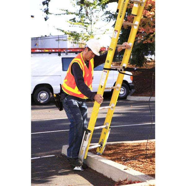 Fiberglass Extension Ladder, 375 lb Load Capacity