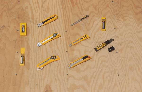 Retractable Snap-Off Utility Knife, Stainless Steel