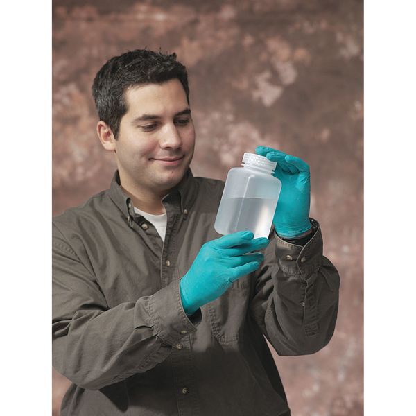 Disposable Nitrile Gloves with Enhanced Chemical Splash Protection, Nitrile, Powdered, Green