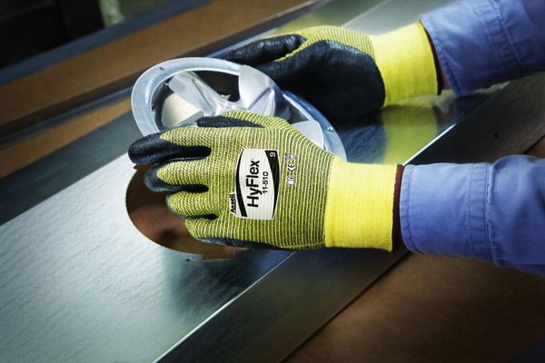 Cut Resistant Coated Gloves, A2 Cut Level, Nitrile, M, 1 PR