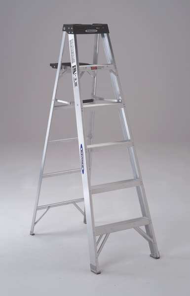 4 ft Aluminum Stepladder