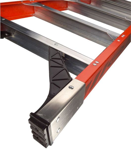 10 ft Fiberglass Stepladder