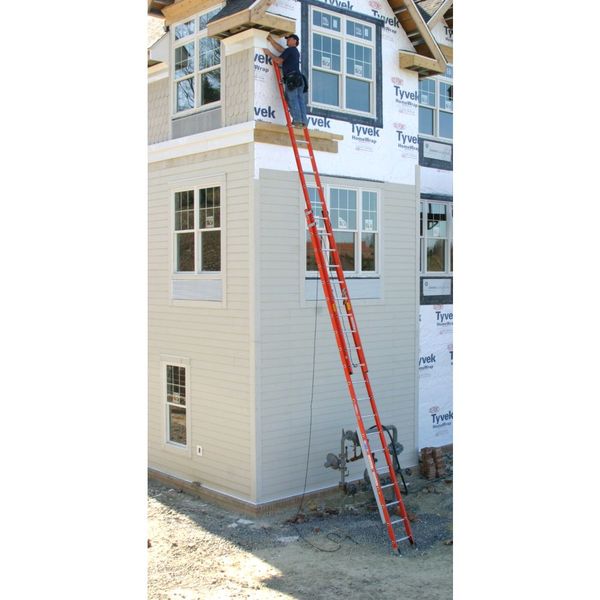 Fiberglass Extension Ladder, 300 lb Load Capacity