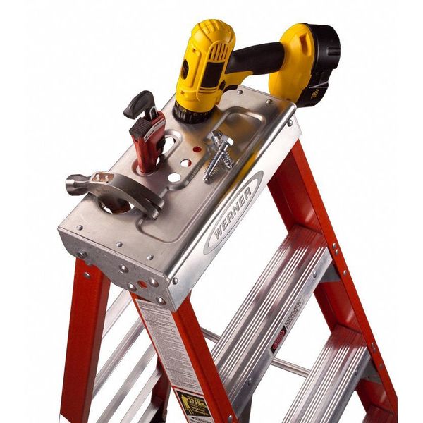 3 ft Fiberglass Stepladder