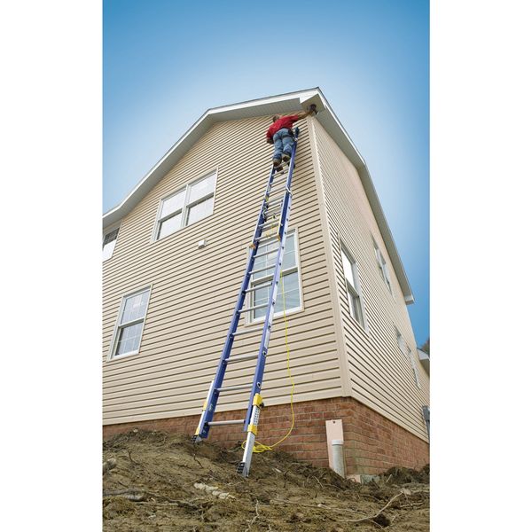 Fiberglass Extension Ladder, 300 lb Load Capacity