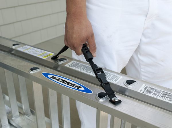 Aluminum Extension Ladder, 225 lb Load Capacity