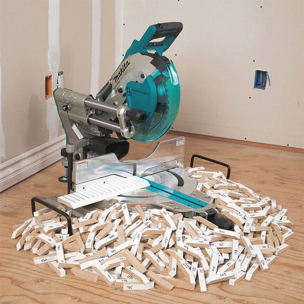 Cordless, Miter Saw Max Blade Speed: 4,400 RPM 5/8 in Arbor Size