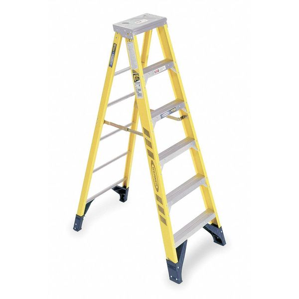 8 ft Fiberglass Stepladder