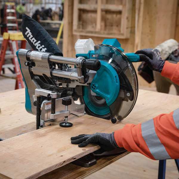 XGT Cordless Miter Saw
