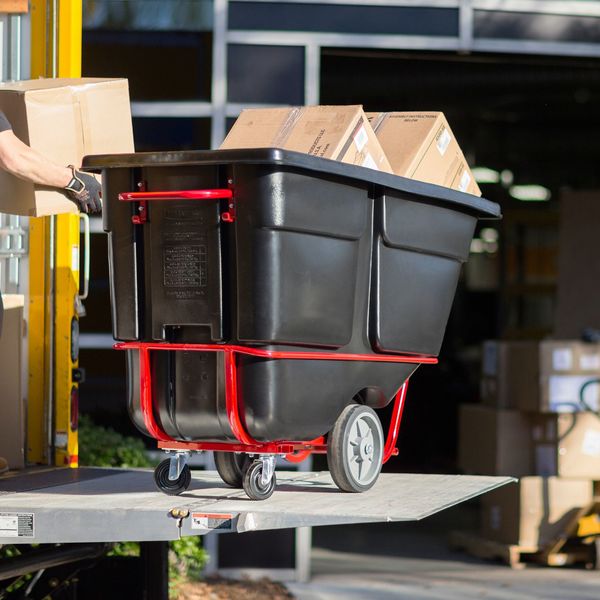 1 cu. yd. 2100 lb. Heavy-Duty Tilt Truck