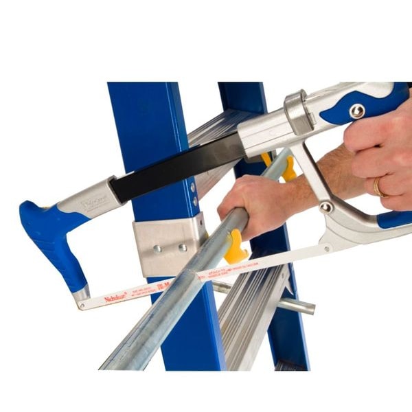 6 ft Fiberglass Stepladder