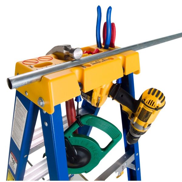 8 ft Fiberglass Stepladder