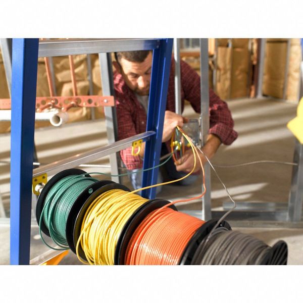 8 ft Fiberglass Stepladder