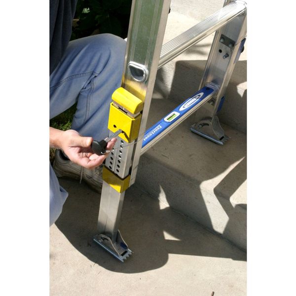 Aluminum Extension Ladder, 250 lb Load Capacity