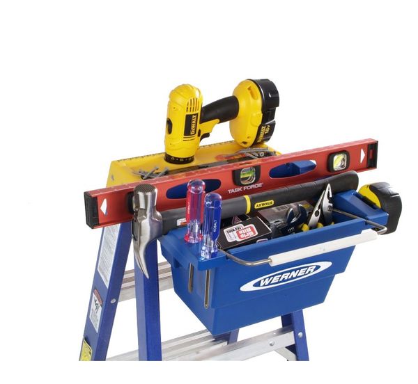 8 ft Fiberglass Stepladder
