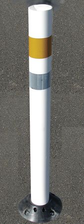 Dp 228 Wht Post With 2-3in White Wraps (